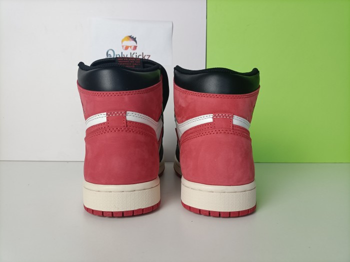 1's Retro High Track Red