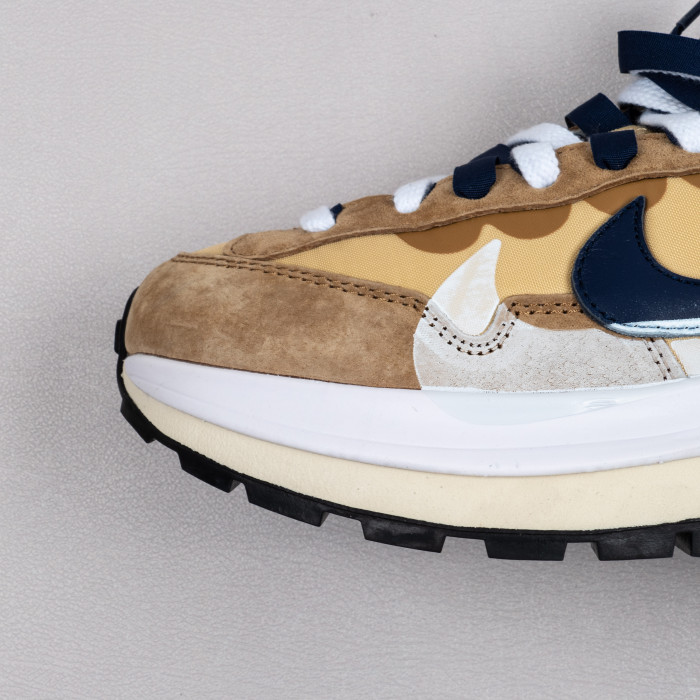 Vaporwaffle sacai Sesame Blue Void