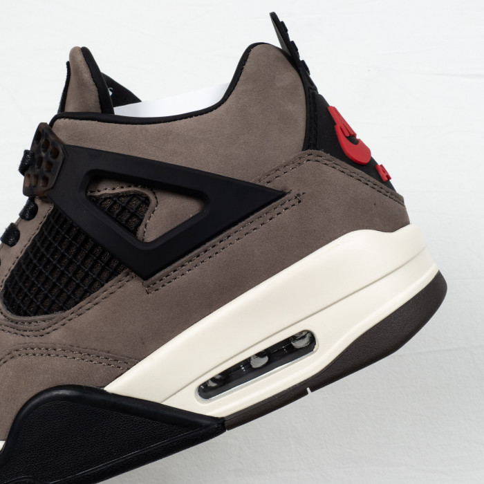 【OG Batch】4's Retro Travis Scott Olive