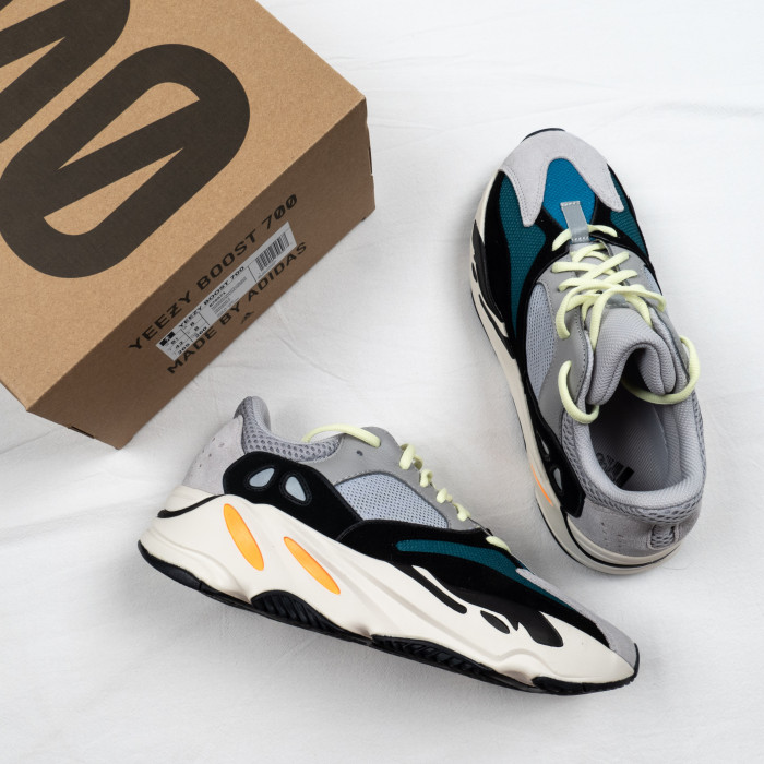 700 Wave Runner Solid Grey