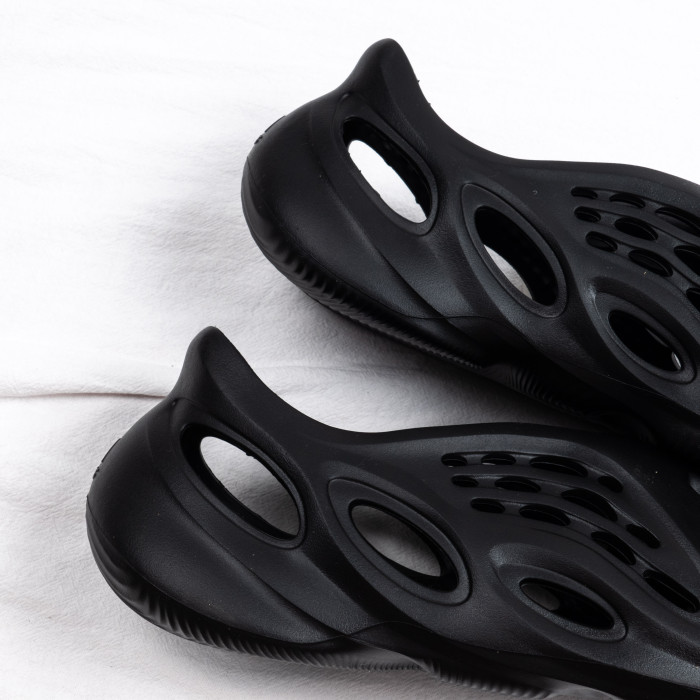Black/Onyx