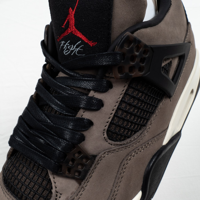 【OG Batch】4's Retro Travis Scott Olive