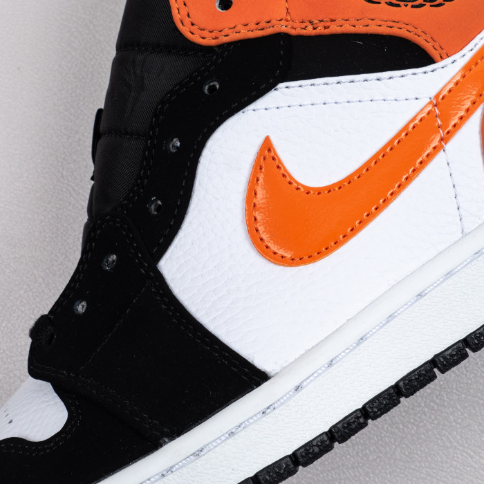 1's Mid Shattered Backboard