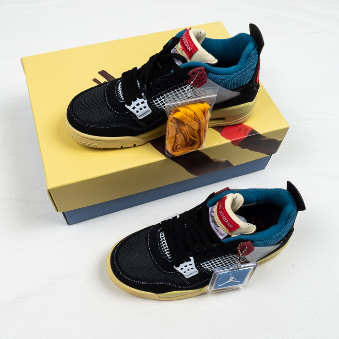 Union x Air 4's Off Noir
