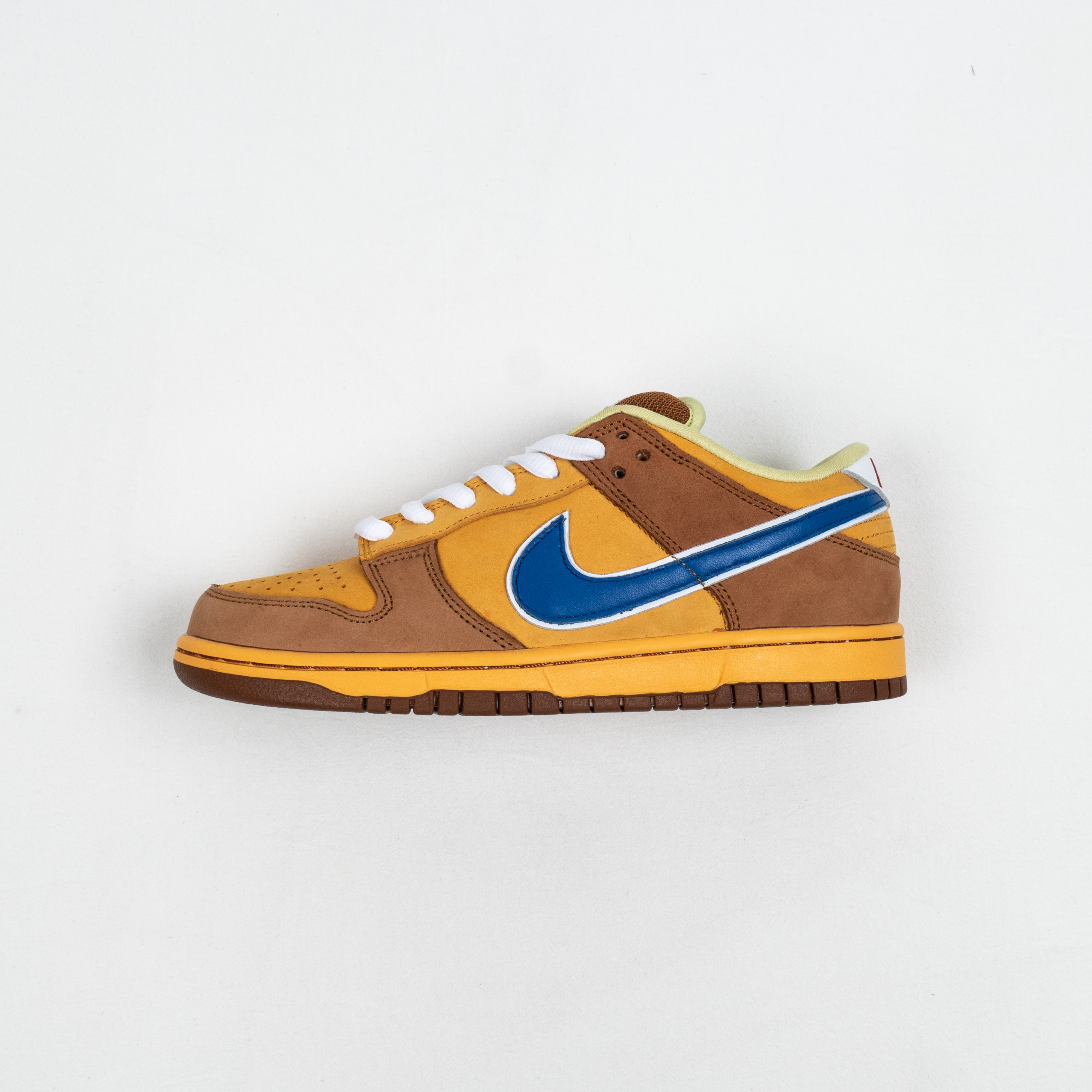 SB Dunk Low Newcastle Brown Ale