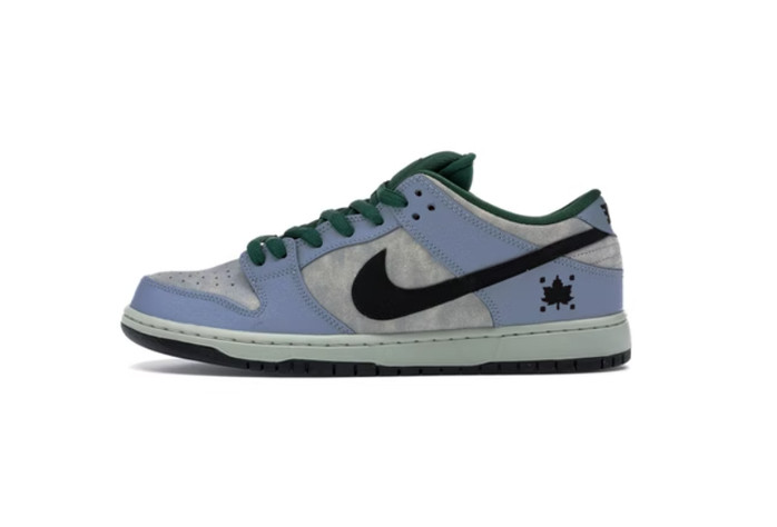 Dunk SB Low Maple Leaf Central Park