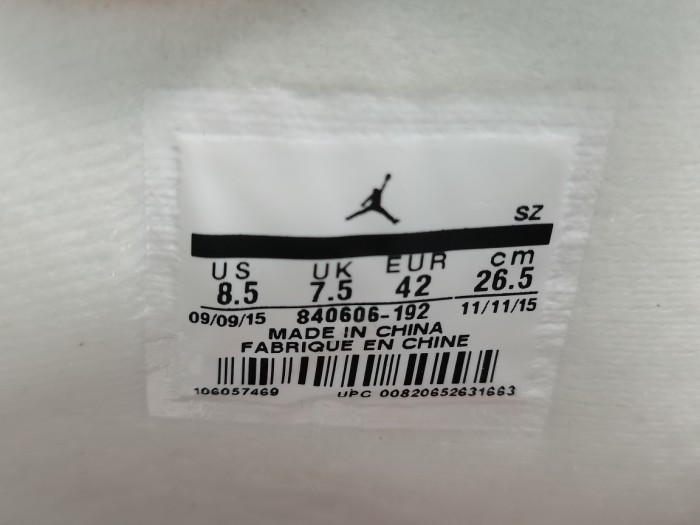 4's Retro White Cement