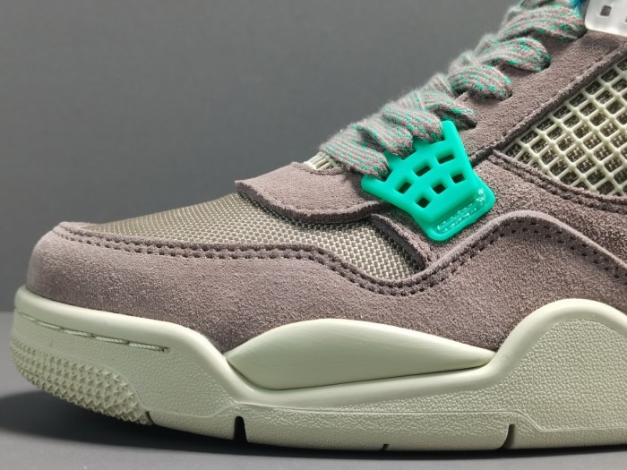 4's Retro SP 30th Anniversary Union Taupe Haze