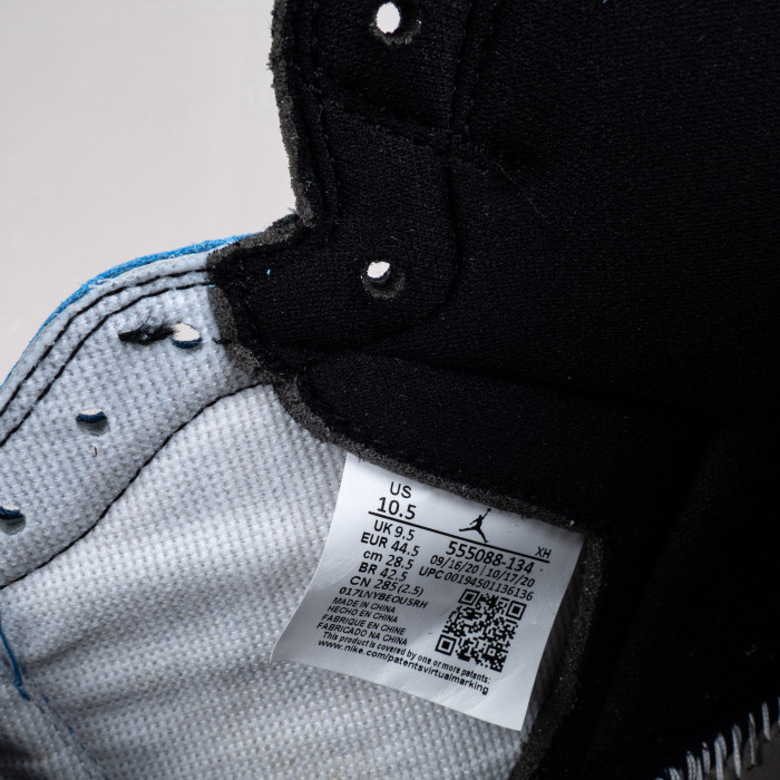 1's Retro High White University Blue Black