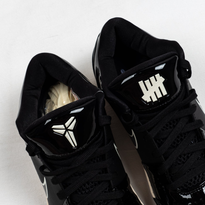 Kobe 4 Protro Undefeated Black Mamba