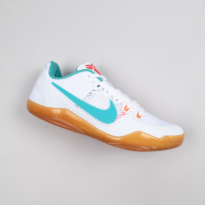 Kobe 11 EM Low Summer Pack