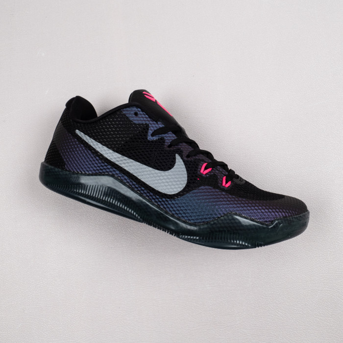 Kobe 11 EM Low Invisibility Cloak