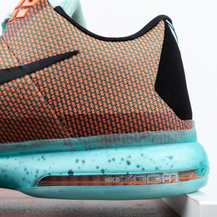Kobe 10 Easter