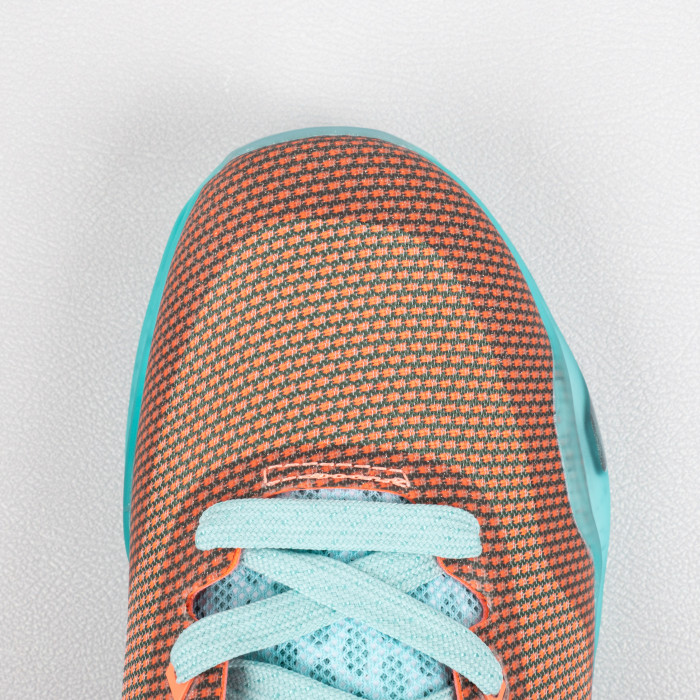 Kobe 10 Easter