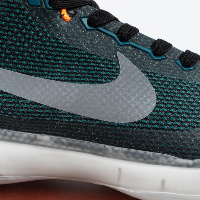 Kobe 10 Flight