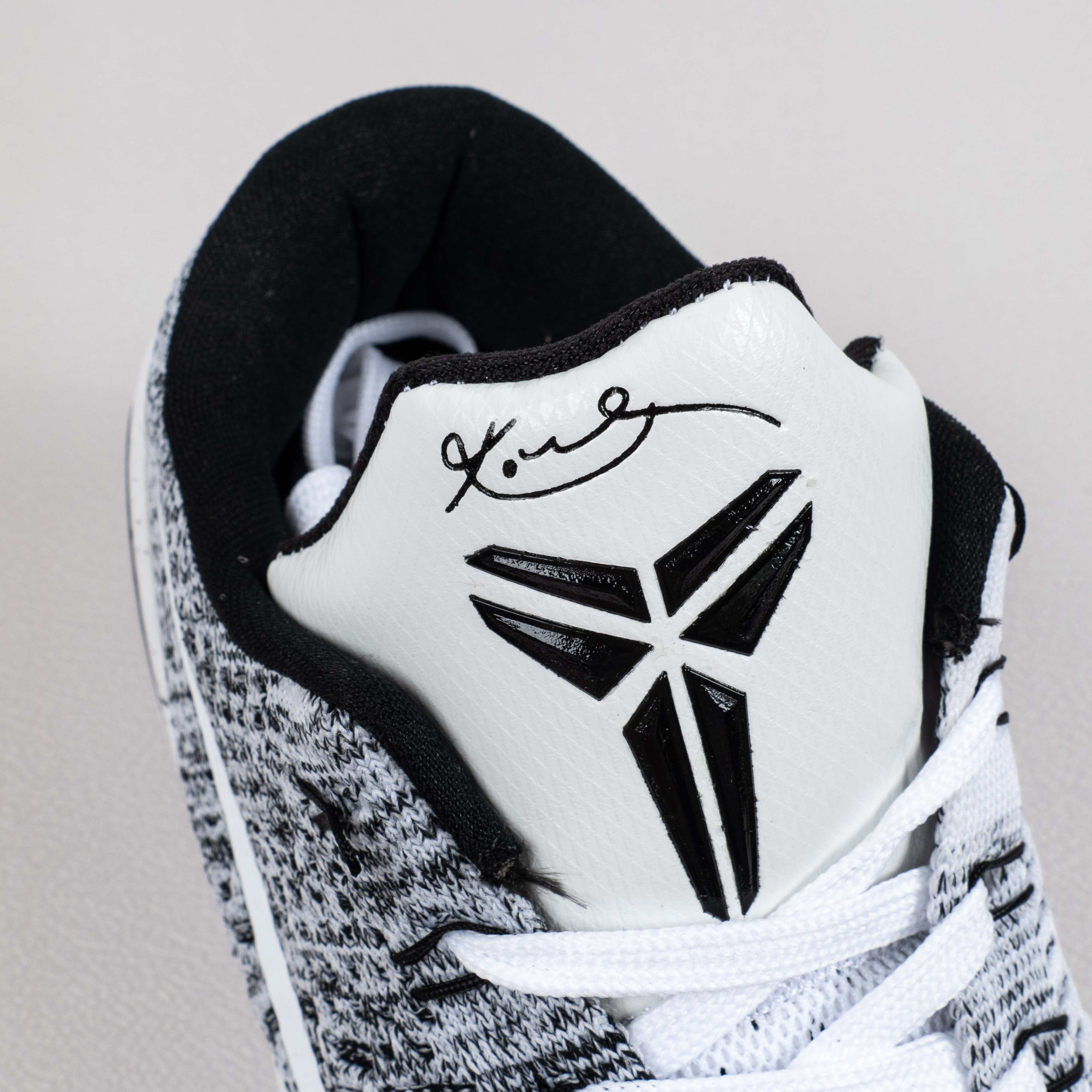 Kobe 9 Elite Low Beethoven