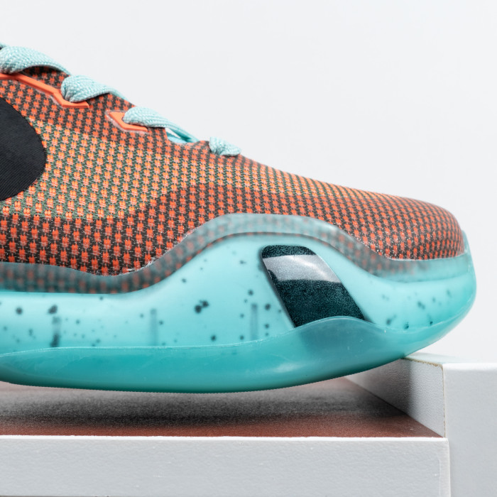 Kobe 10 Easter