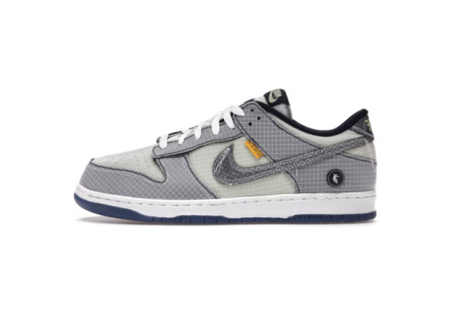 Dunk Low Union Passport Pack Pistachio