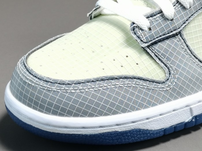 Dunk Low Union Passport Pack Pistachio