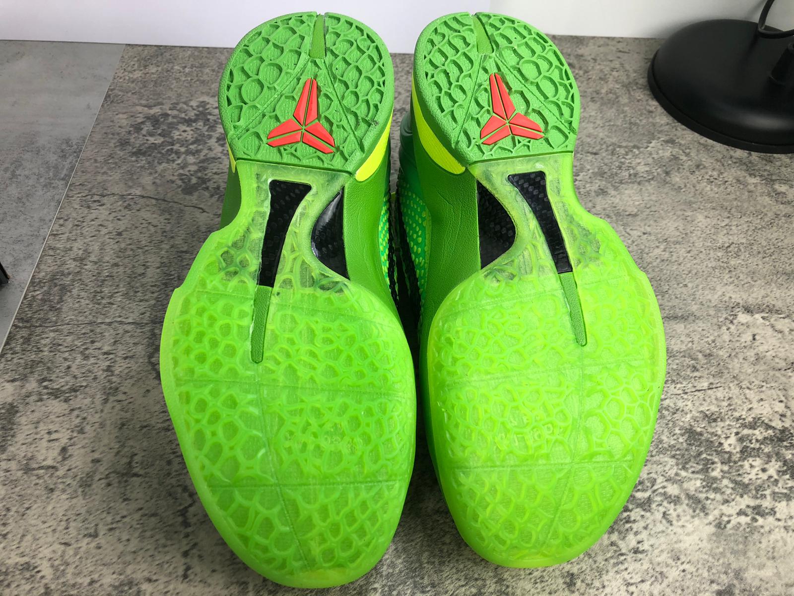 Kobe 6 Protro Grinch (2020)