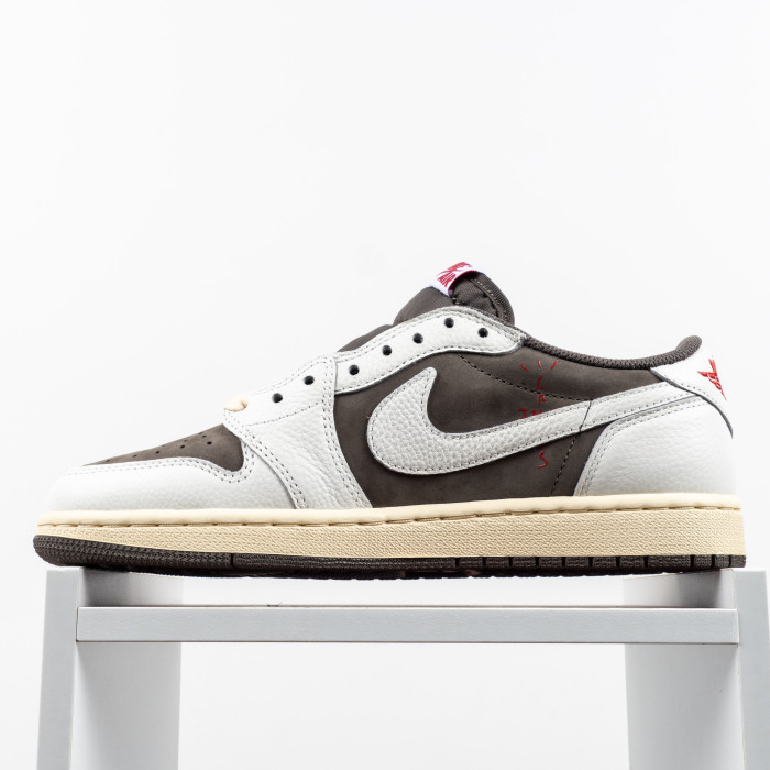 1's Retro Low OG SP Travis Scott Reverse Mocha