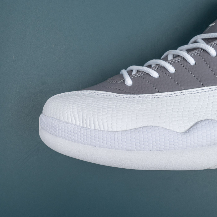 12 Retro Stealth