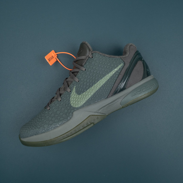 Kobe 6 Black Mamba Collection Fade to Black