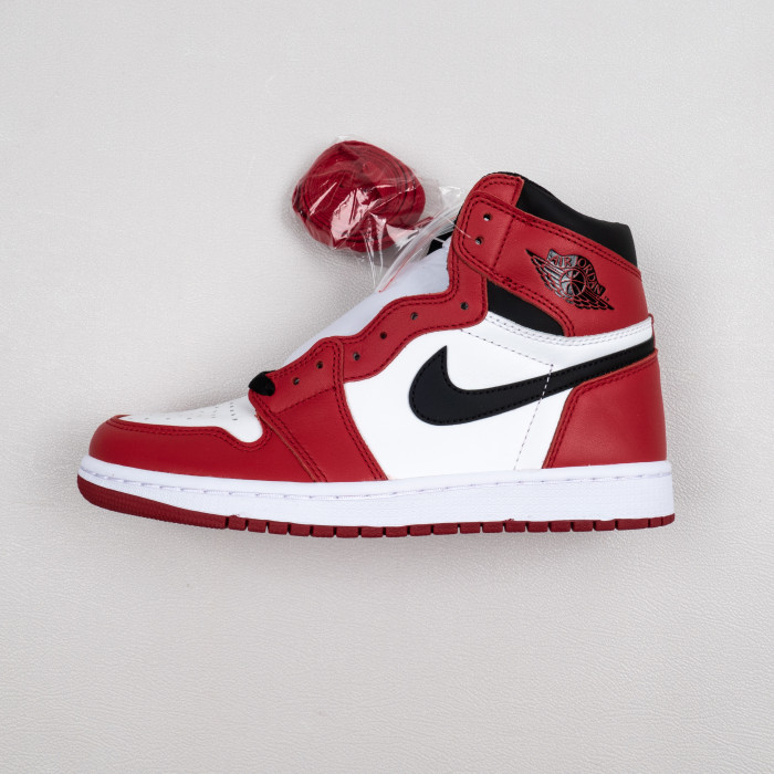 1's Retro Chicago (2015)