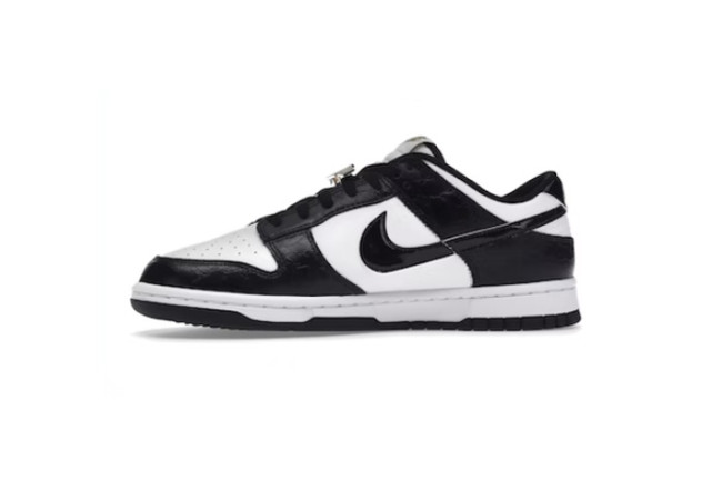 Dunk Low World Champs Black White