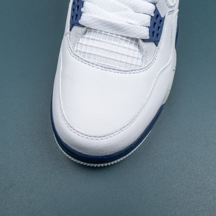 4 Retro White Midnight Navy