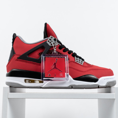 4 Retro Toro Bravo