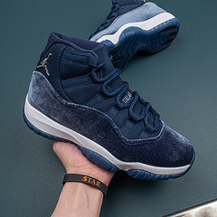 11 MIDNIGHT NAVY