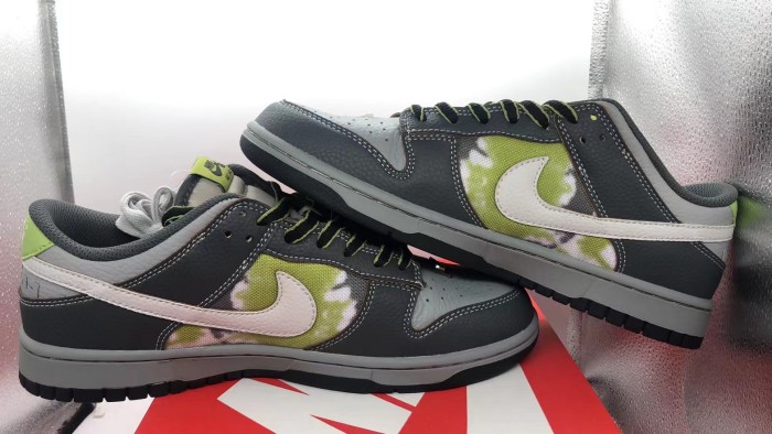 SB Dunk Low HUF Wait, What!? (Friends and Family)