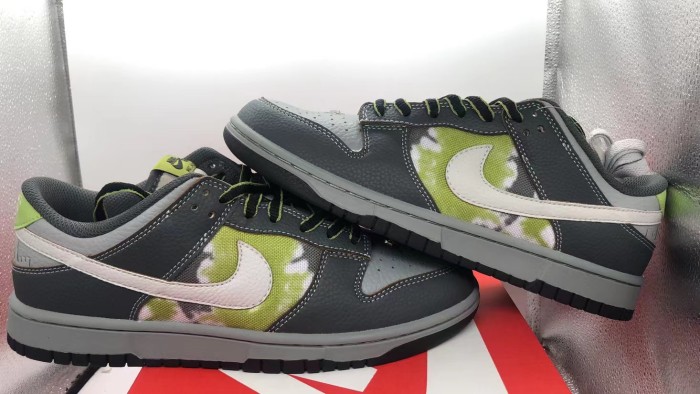 SB Dunk Low HUF Wait, What!? (Friends and Family)