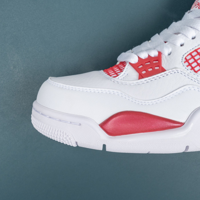 4 Retro Alternate 89