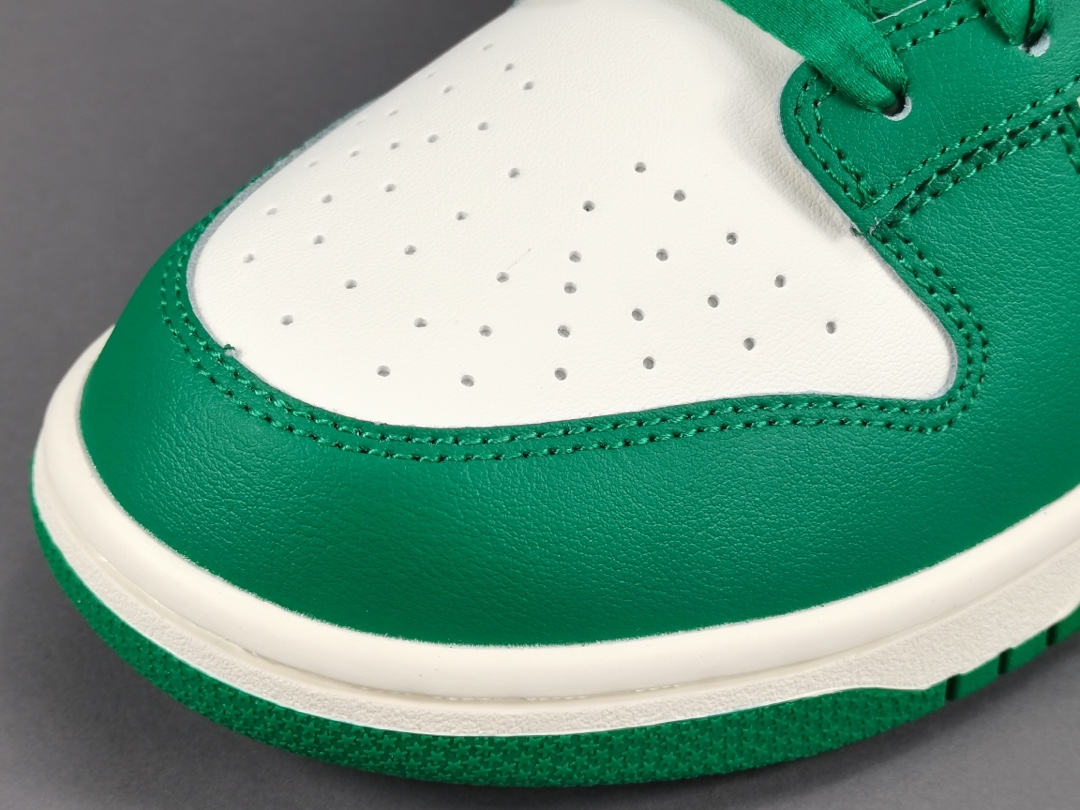 Dunk Low SE Lottery Pack Malachite Green