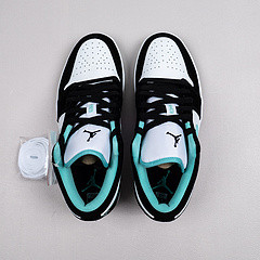 1's Low Island Green