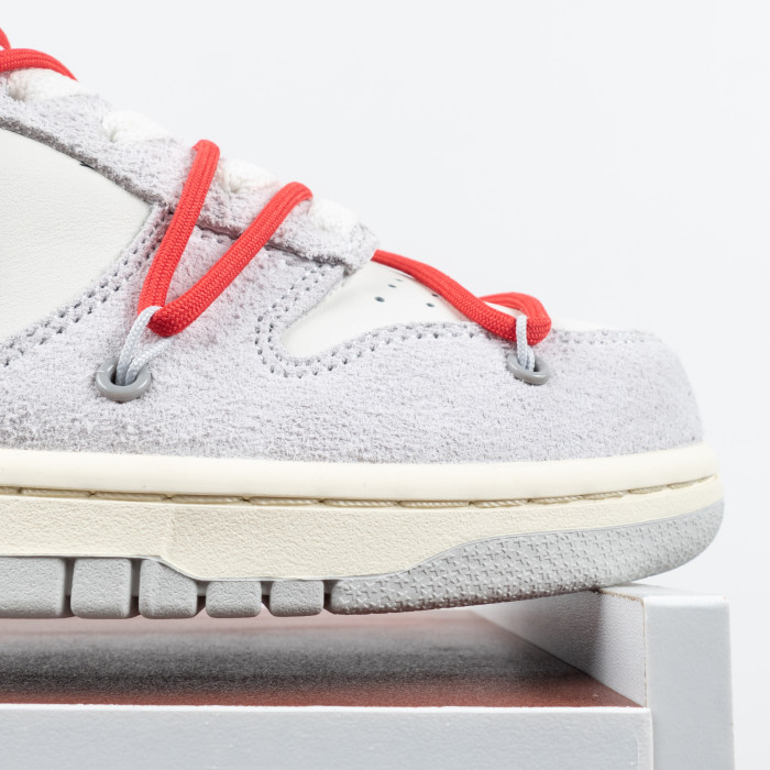 Dunk Low OW Lot 33