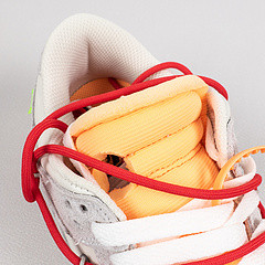 Dunk Low OW Lot 40
