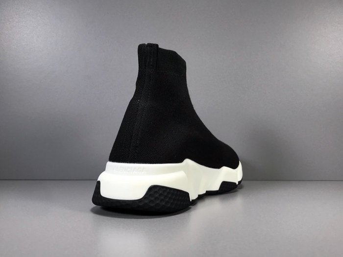 Speed Trainer Black White