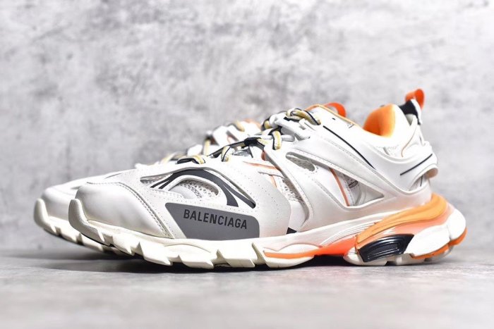 Track White Orange