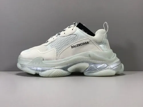 Triple S Clear Sole Grey