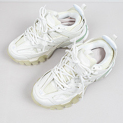 Track White Glow in the Dark