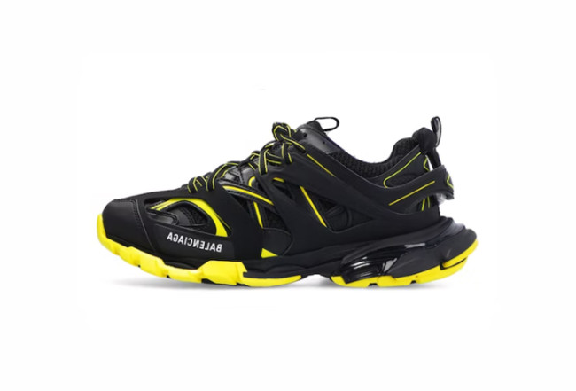 Track Black Yellow