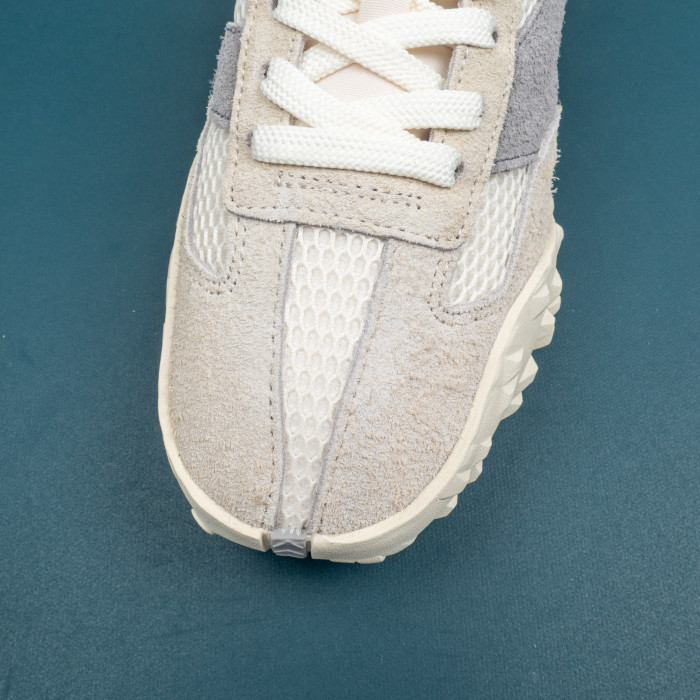 'Art of Nothing' Angora Natural Gum