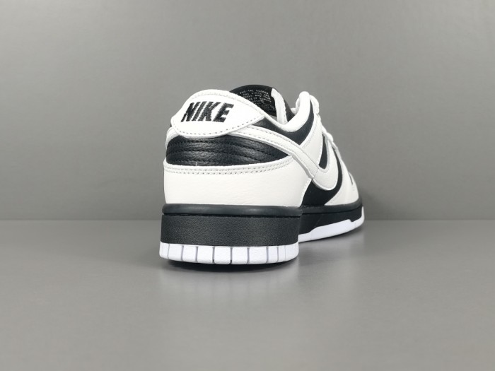 Dunk Low Retro Reverse Panda
