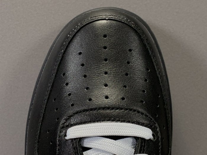 AF 1 Low '07 OW MoMA