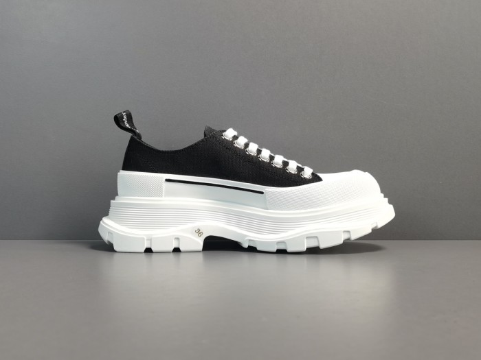 Tread Slick Low Lace Up Black White