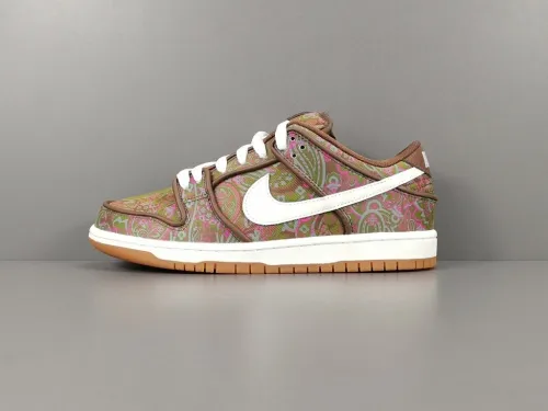 SB Dunk Low Pro Paisley Brown
