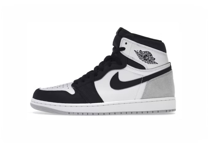 1's Retro High OG Bleached Coral